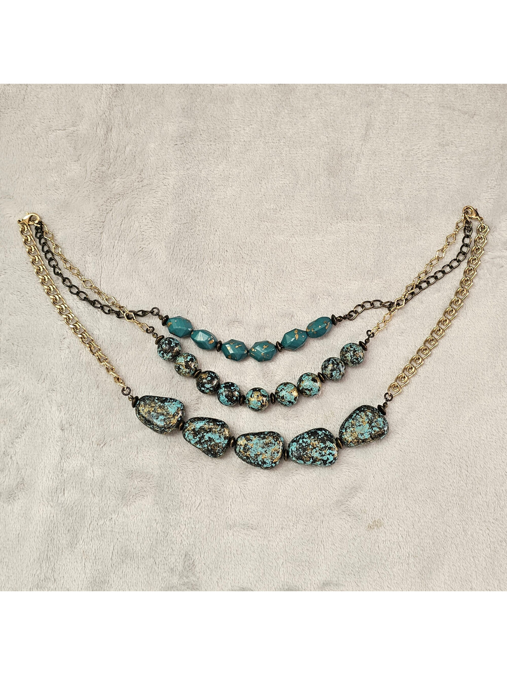 Premier Designs PD 3 Strand Teal Turquoise Bead Layered Necklace Boho Southwest